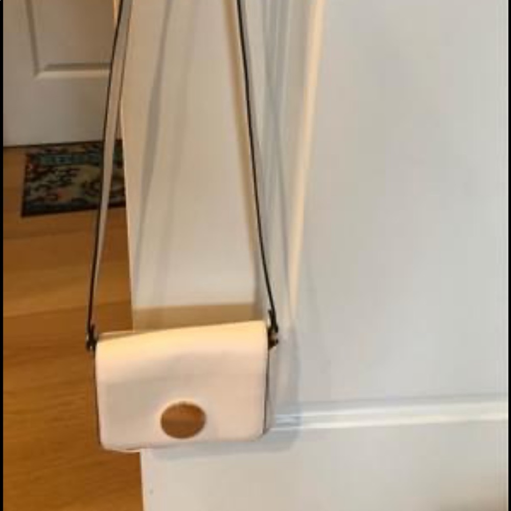 White crossbody bag
